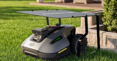 Le Mammotion Yuka Mini 2 à -440 € : robot affrontant 45% de pente