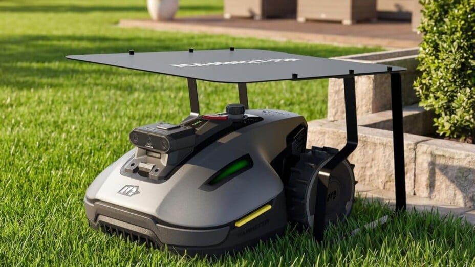 Le Mammotion Yuka Mini 2 à -440 € : robot affrontant 45% de pente