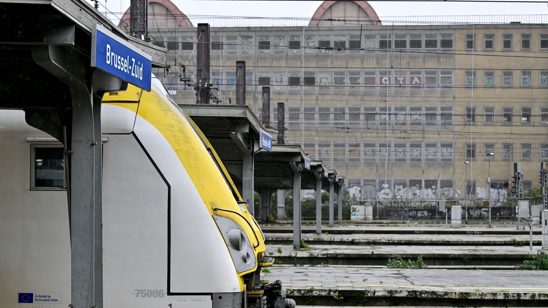 Le trafic des trains reprend après une fausse alerte à Bruxelles-Midi