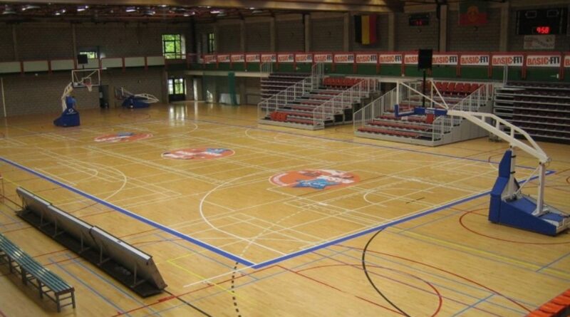 Les clubs de Bruxelles s'indignent contre la hausse des tarifs.