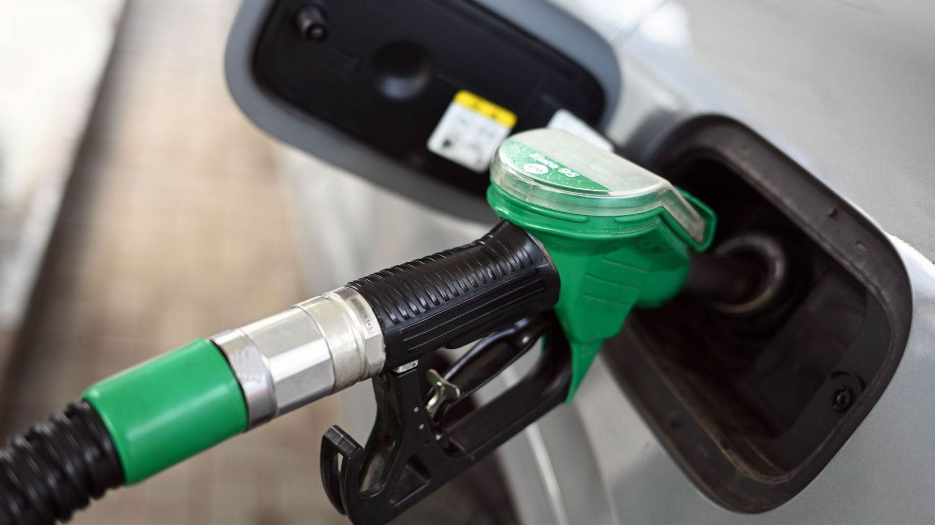 Les prix de l'essence et du diesel baissent de 10 centimes.