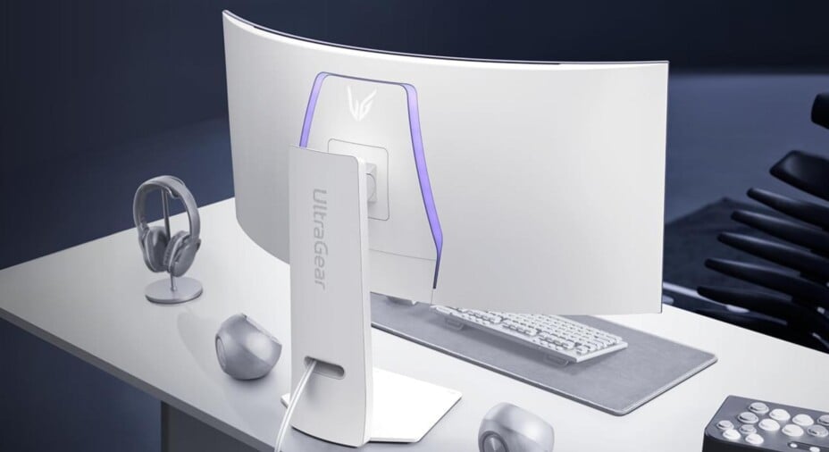 LG réduit de moitié le prix de son moniteur gaming 39″ OLED 240 Hz