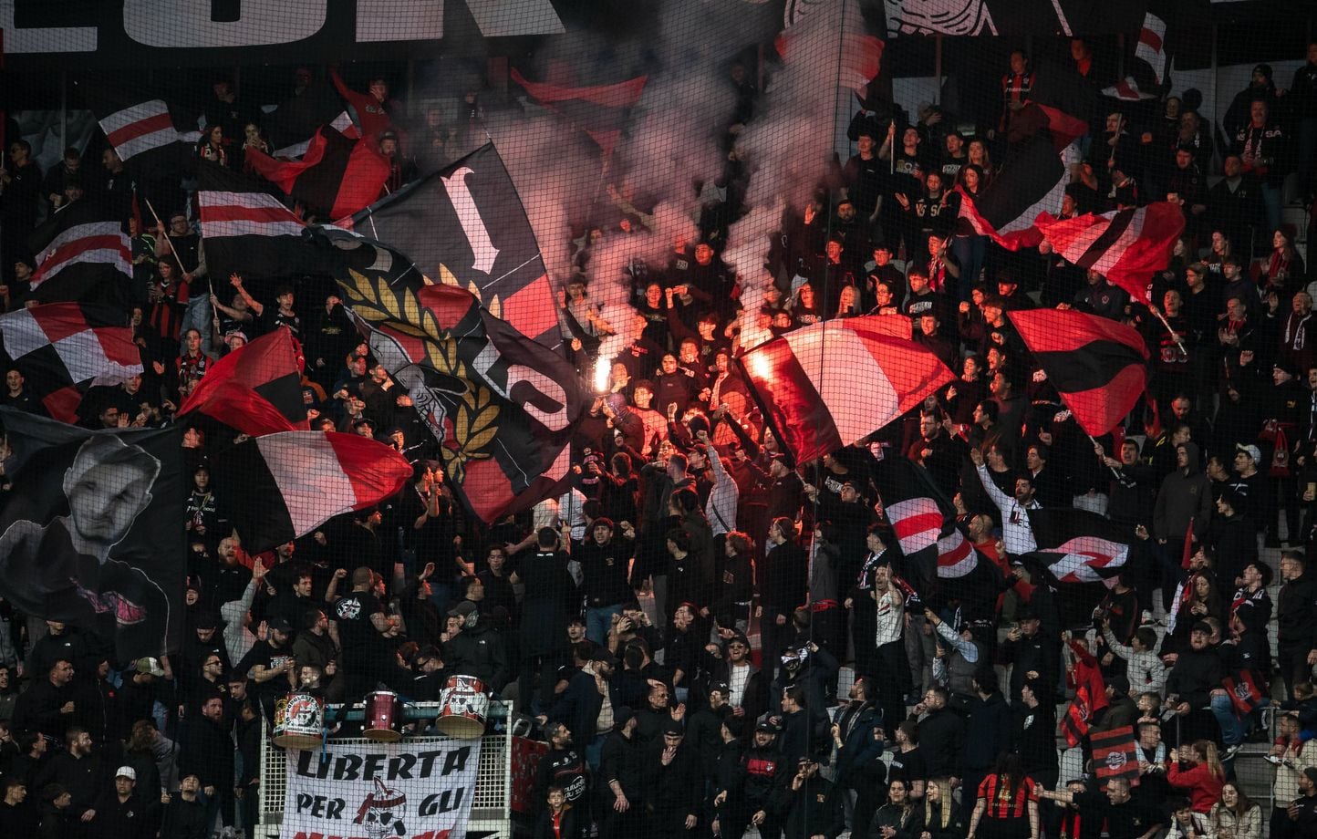Ligue 1 : « Rien ne nous est épargné… » Nice affronte Saint-Etienne à huis clos en barrage