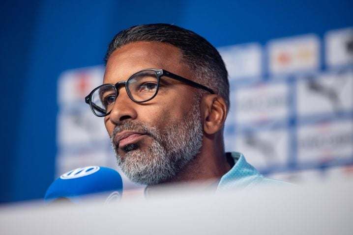 L'entraîneur de l'OM, Habib Beye, en conf de presse le 30 avril 2026.