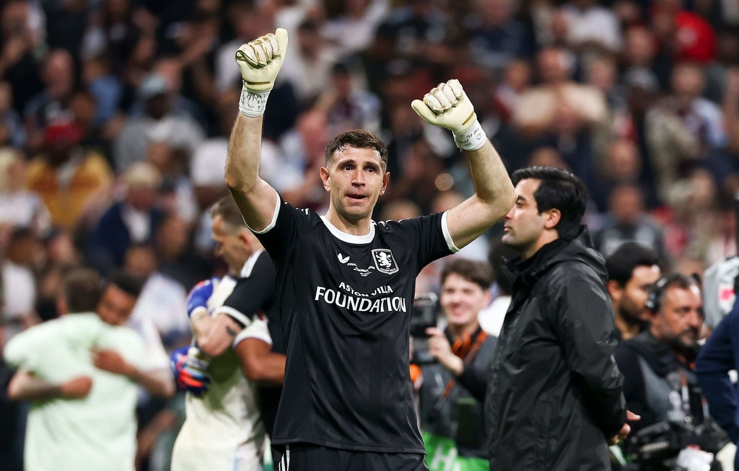 Ligue Europa : Emiliano Martinez d'Aston Villa joué la finale avec un doigt cassé