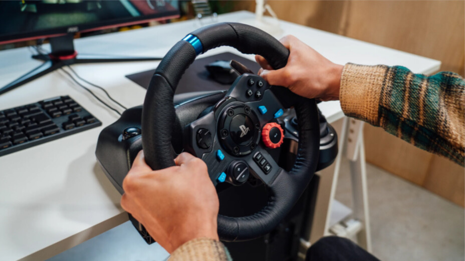 Logitech G29 avec pédalier et levier de vitesse à -45% pour Forza Horizon
