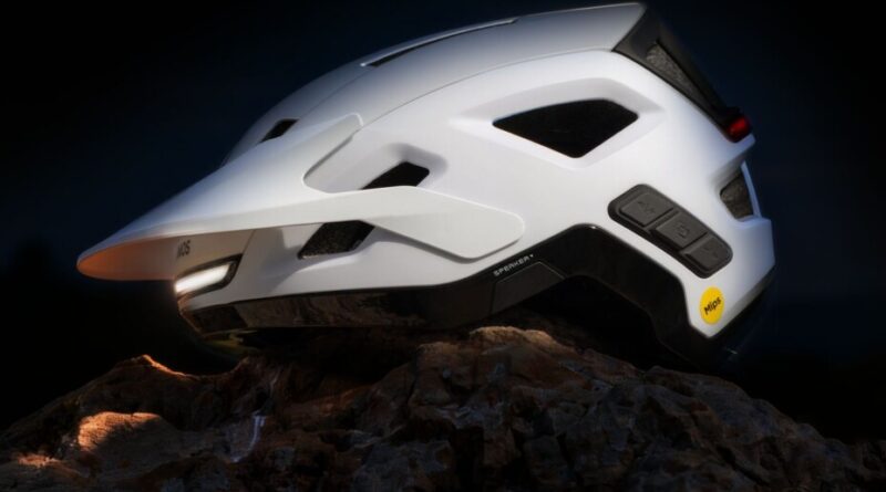 Lomos Sonorus : le casque VTT complet avec audio, éclairage et MIPS.