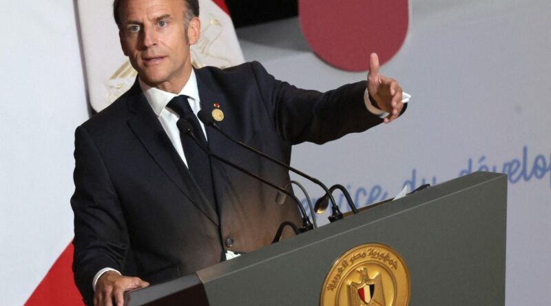 Macron rend hommage à la francophonie et au français en Afrique.