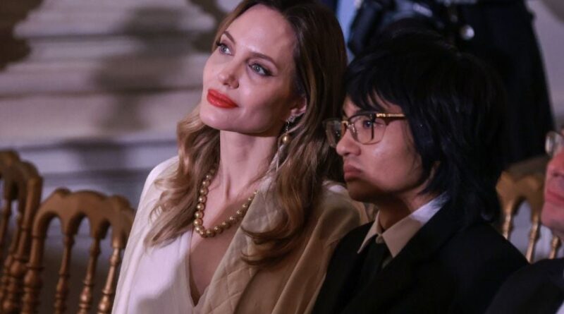 Maddox Jolie-Pitt ne porte plus officiellement le nom de son père.