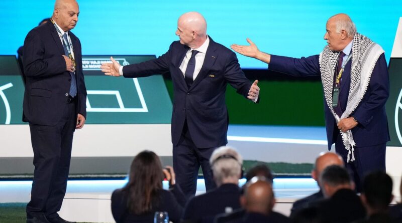 Malaise à la FIFA : un dirigeant palestinien ne serre pas la main israélienne.