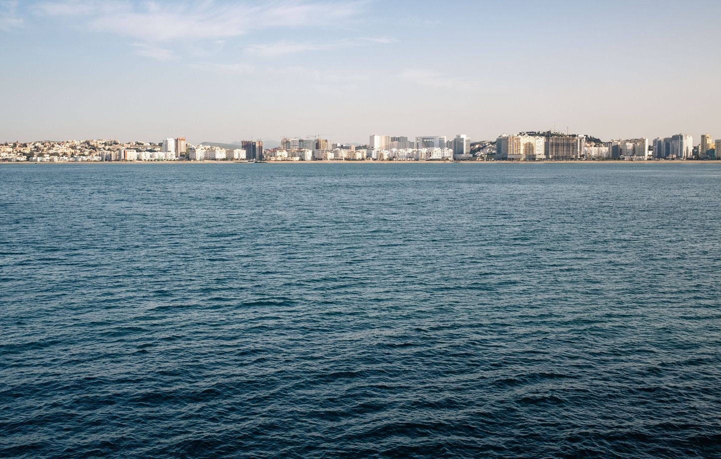 Maroc : Deux Français disparus près de Tanger, bateau et radeau vides retrouvés