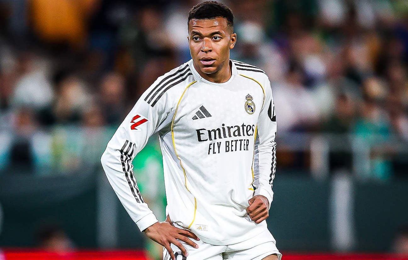 Mbappé ne s'inquiète pas du RN, Bardella se moque de ses craintes.