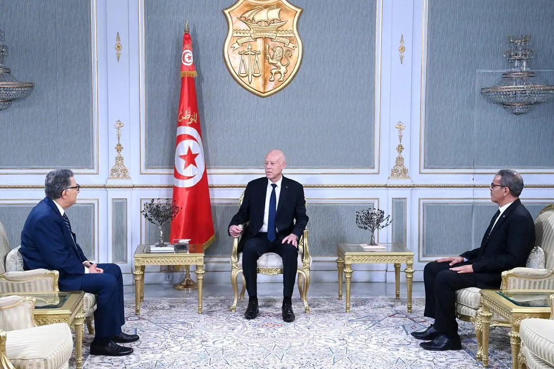 Mensonges et réseaux sociaux : le Président ne recadre pas la gestion de l'État.