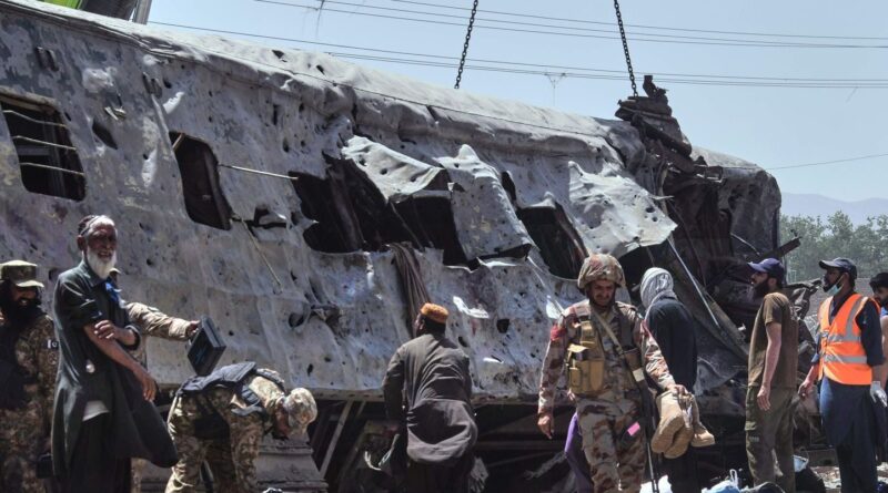 Pakistan : Elle fait au moins 24 morts dans une explosion de train militaire