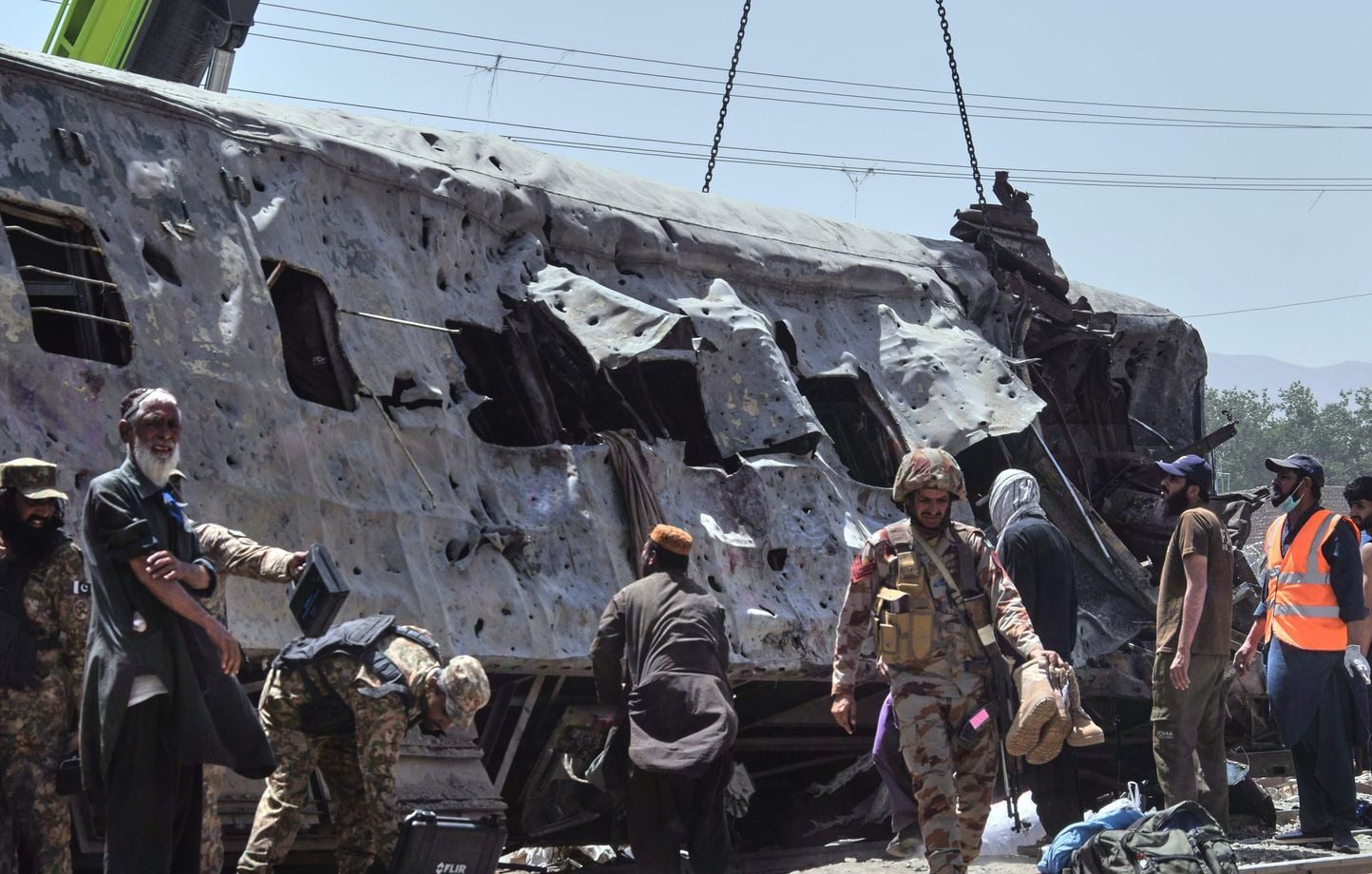 Pakistan : Elle fait au moins 24 morts dans une explosion de train militaire