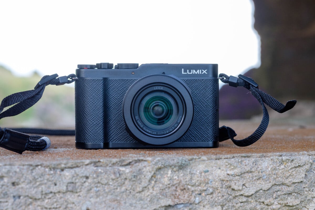 Lumix L10