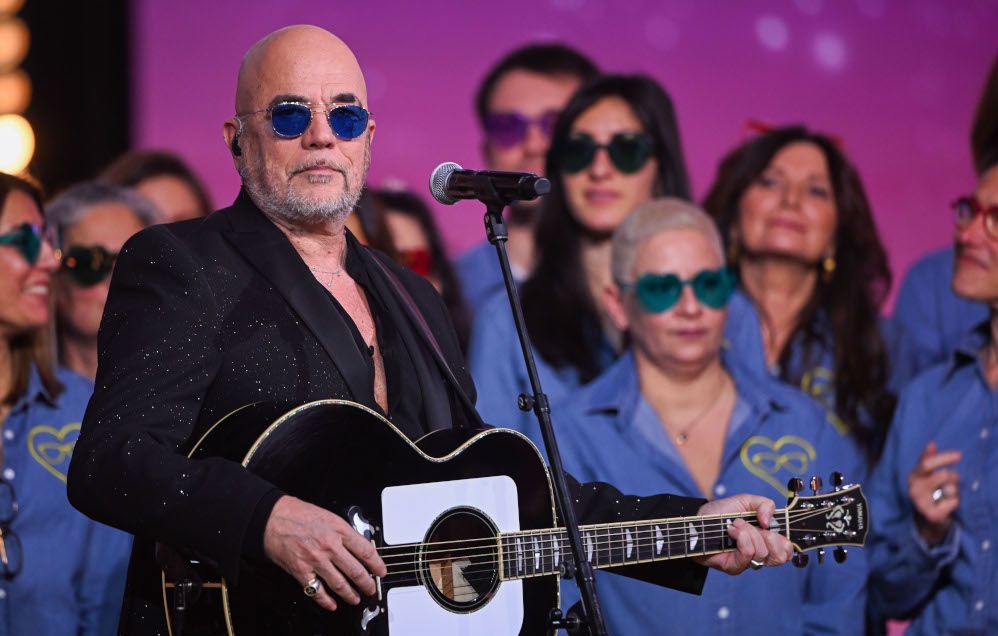 Pascal Obispo « ne regrette pas » d’avoir composé le générique de « Sous le soleil »