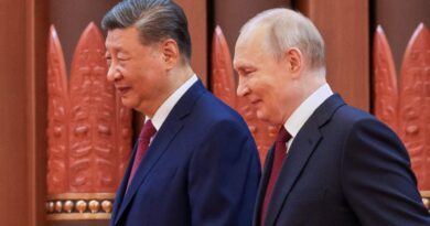Poutine en Chine, désescalade UE-Etats-Unis et retour de « Star Wars » en 2 minutes.