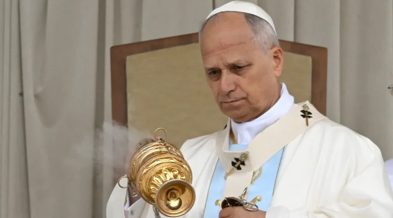 Première année de pontificat de Léon XIV : discrétion et offensive contre l'administration Trump