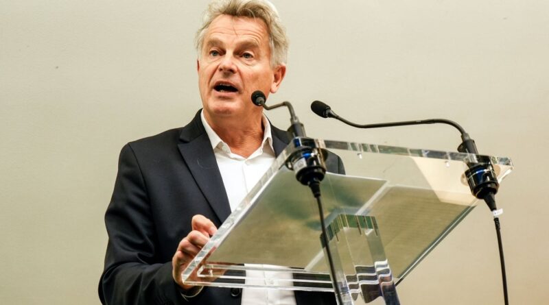 Présidentielle 2027 : Fabien Roussel dénonce LFI qui « veut faire éclater le PCF » pour Mélenchon