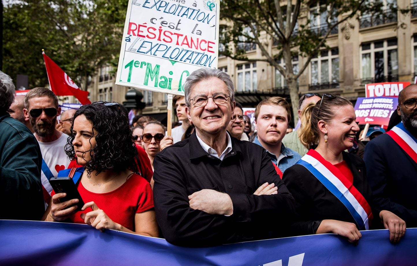 Présidentielle 2027 : Jean-Luc Mélenchon officialise sa candidature.