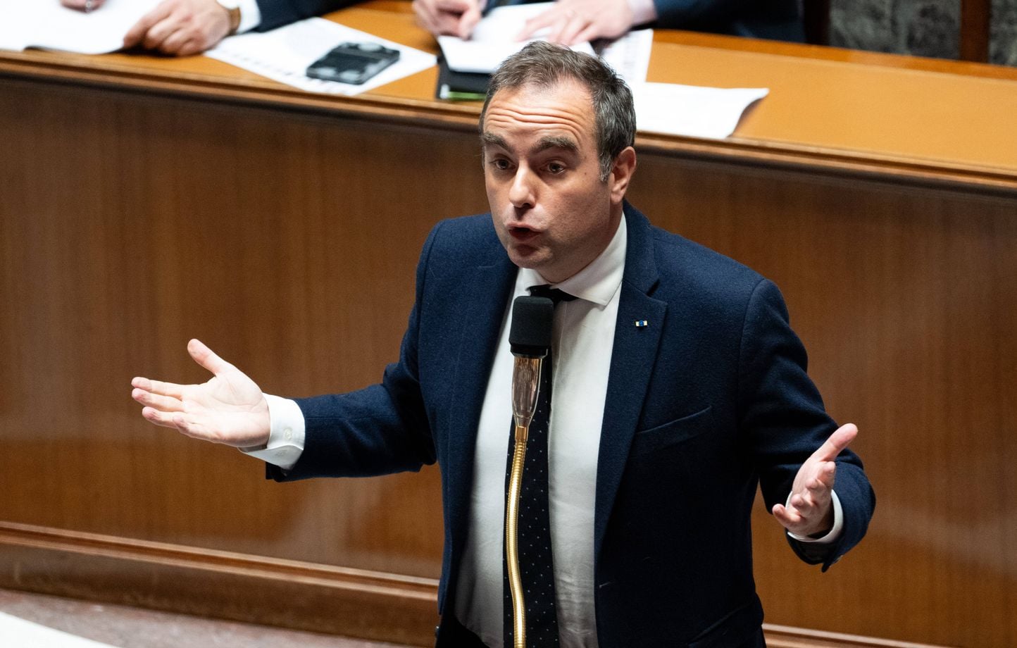 Prix des carburants : Sébastien Lecornu annonce un « nouveau paquet » d’aides