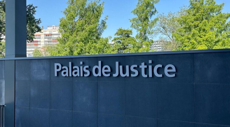 Procès de Ney : « C’est moi qui ai insisté pour qu’il parte en voyage »