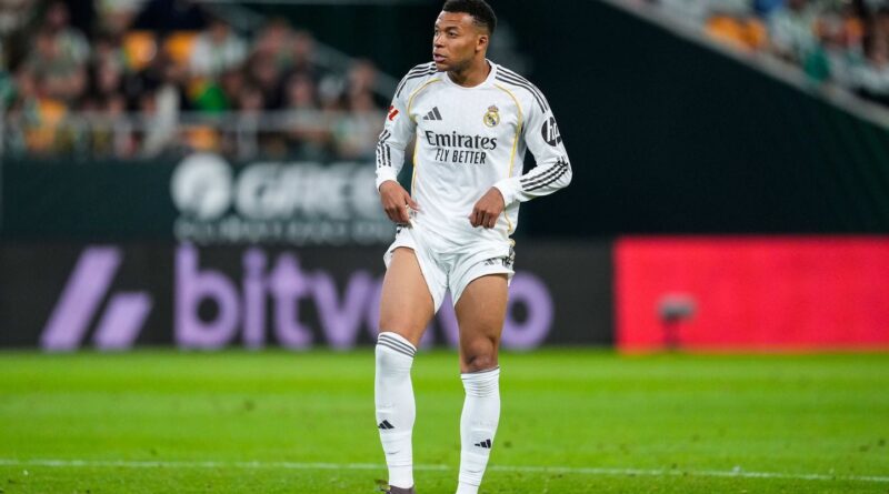 Real Madrid : La pétition pour le départ de Mbappé approche le million.