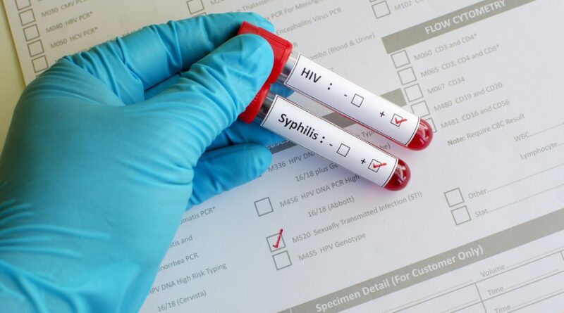 Record d’infections sexuellement transmissibles en Europe : en Belgique, "l'exception" pour la gratuité du dépistage.