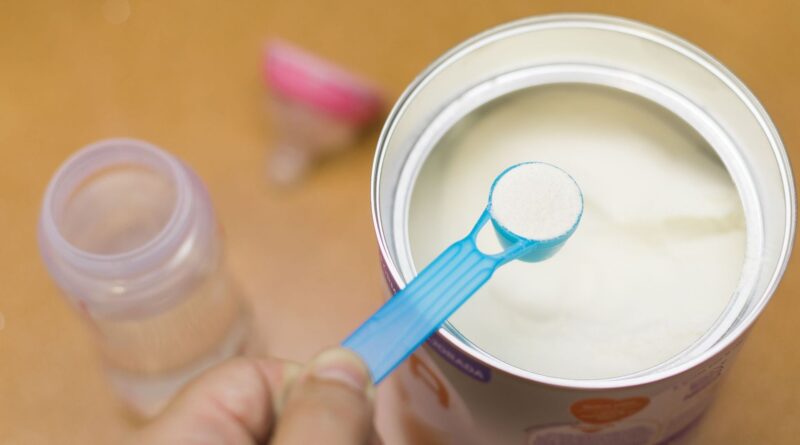Retrait "discret" en Allemagne et en Autriche de laits infantiles contaminés à la céréalide