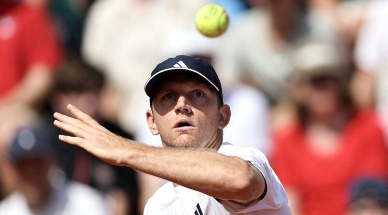 Roland-Garros 2026 : Fokina, éliminé, ne comprend pas son coach.