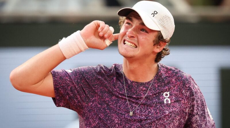 Roland-Garros 2026 : Joâo Fonseca peut-il enfin vaincre Djokovic ?