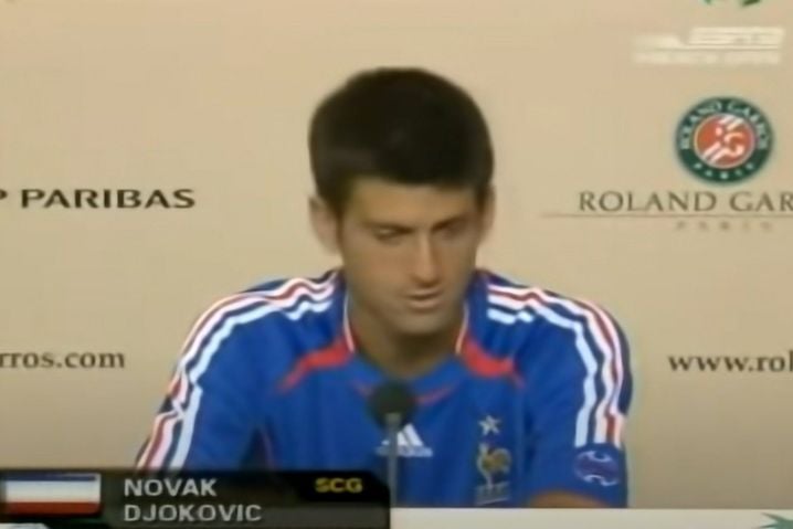 Novak (flou) à Roland en 2006.