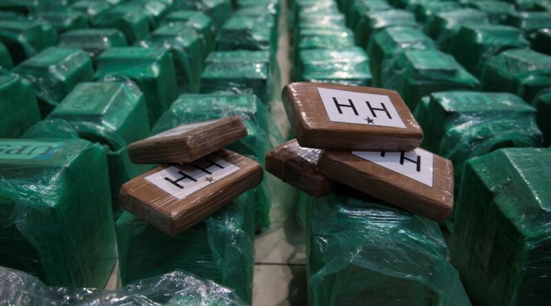 Saisie record de cocaïne : 35 à 40 tonnes sur un bateau aux Canaries