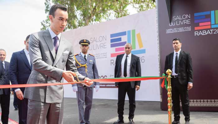 SAR le Prince Héritier Moulay El Hassan inauguré le 31e Salon international de l'édition et du livre à Rabat.