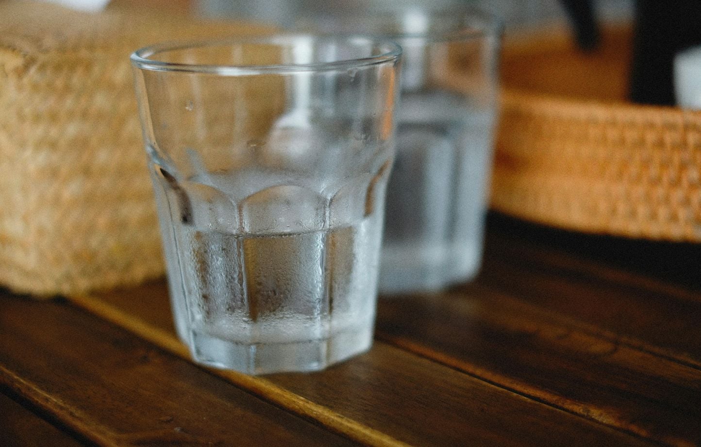 Suisse : À 99 ans, il ne paie pas moins de 800 euros pour deux verres d'eau par jour dans son Ehpad