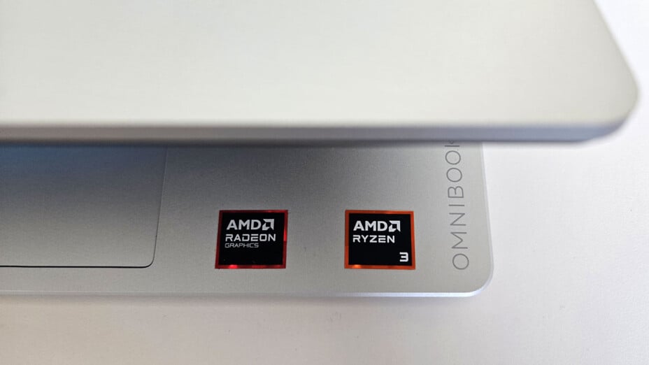 Test du HP Omnibook 3 (14-hy0001nf) : choix surprenants pour un PC économique