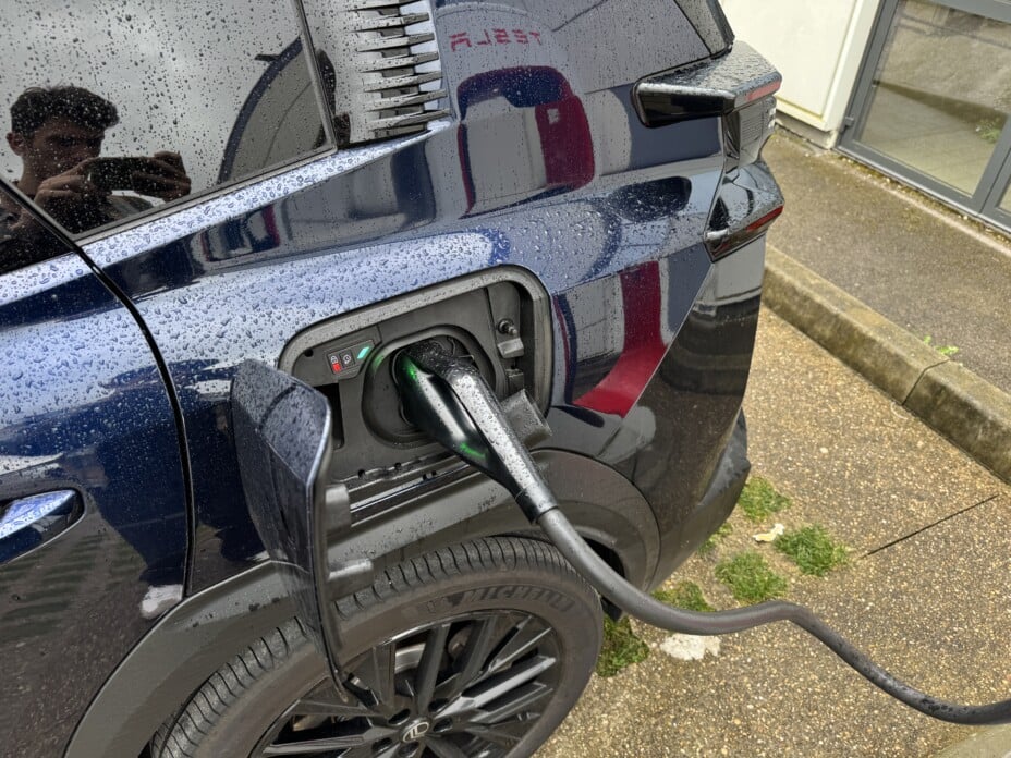 Traversée de la France en Citroën ë-C5 Aircross : seulement 2 arrêts.