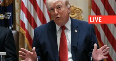 Trump suspend son opération d'escorte à Ormuz pour négocier.