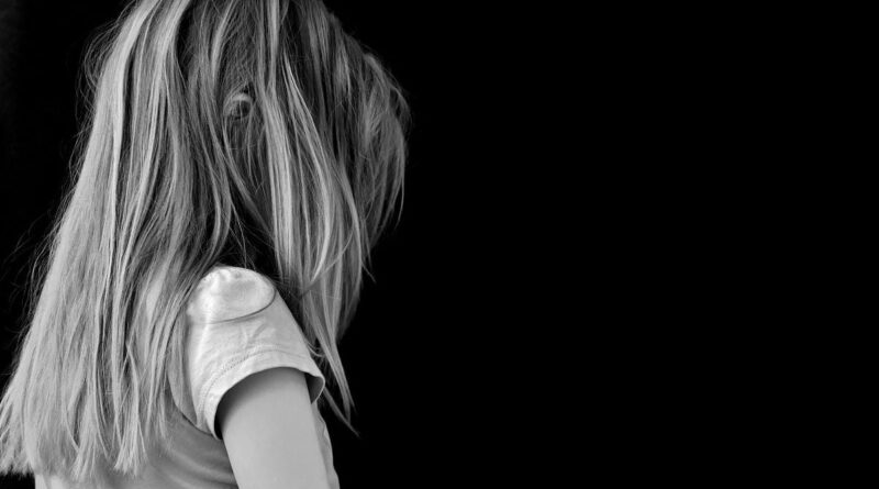 « Un expert affirme : 50 % des pédocriminels en ligne ont déjà agressé des enfants »