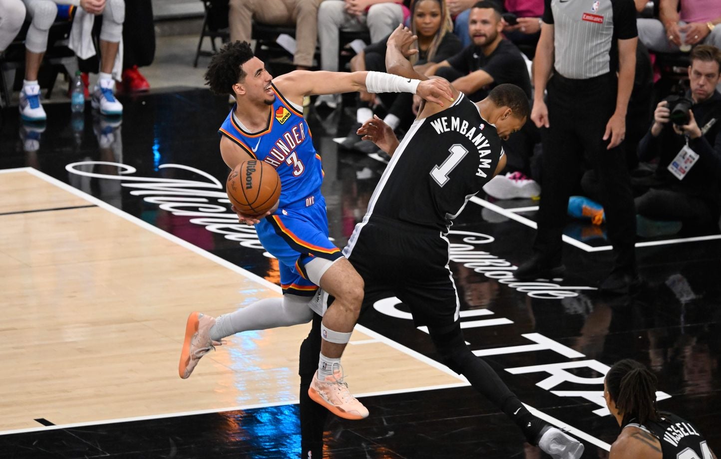 Wembanyama en playoffs NBA : « On doit tous être meilleurs »... Le banc du Thunder étouffe Wemby et les Spurs.