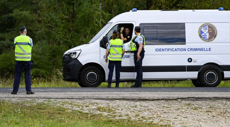 Accident d'avion dans l'est de la France : 11 morts.