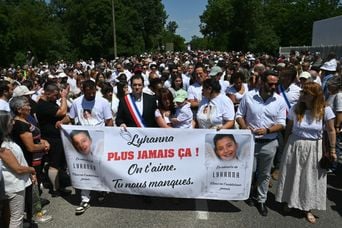 Affaire Lyhanna : 6.000 personnes rendent hommage à Fleurance lors d'une marche blanche.