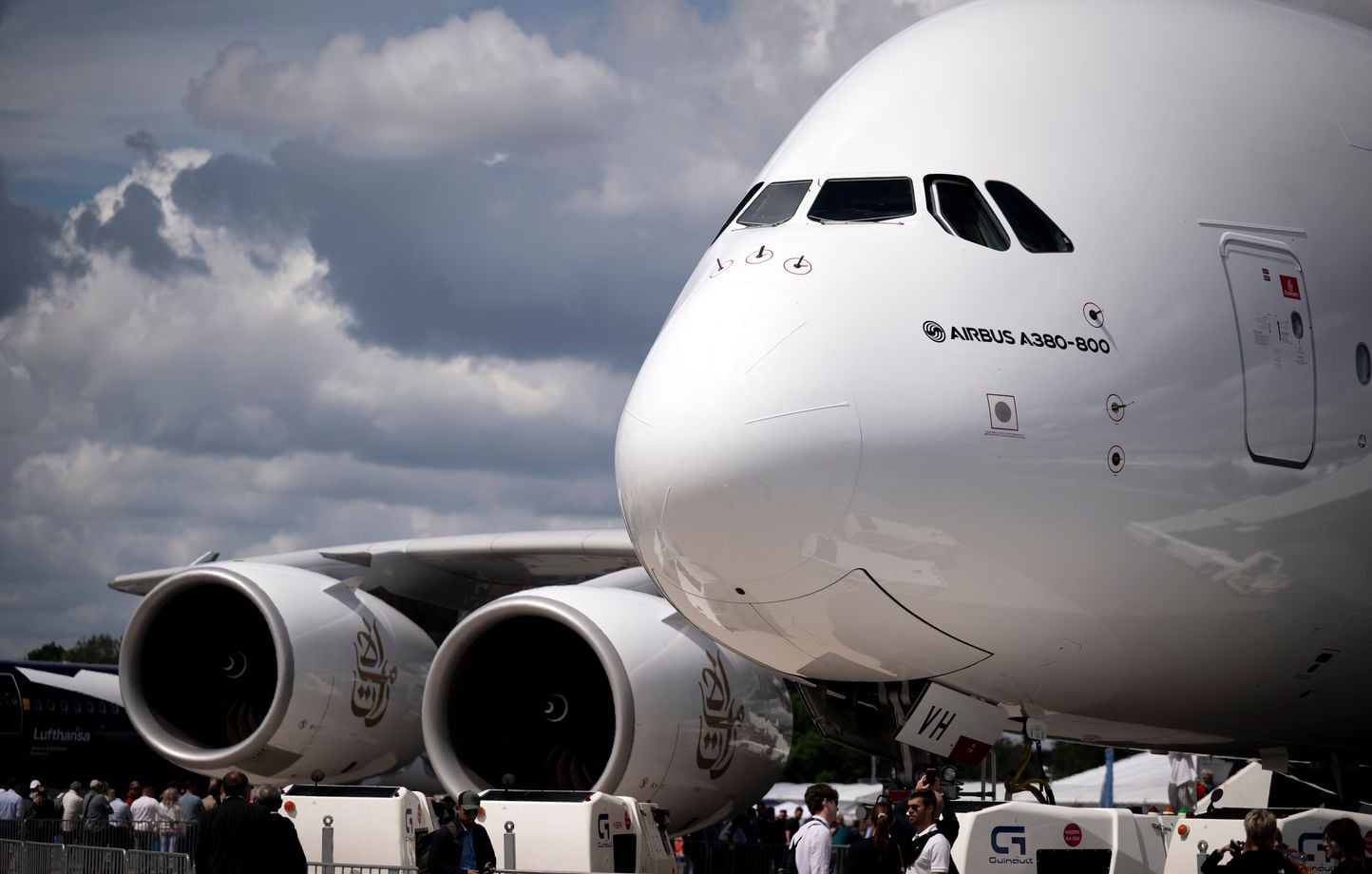 Airbus : 16 A380 doivent être inspectés pour fissures dans les ailes.