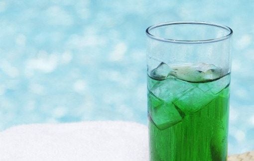 Aliments ultratransformés : Le sirop à la menthe est-il trop vert ?