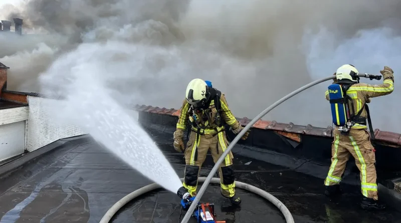 Anderlecht : incendie maîtrisé, une cinquantaine de riverains évacués.