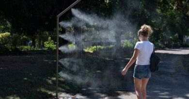 Canicule : 35 départements en vigilance rouge, un record selon Météo-France