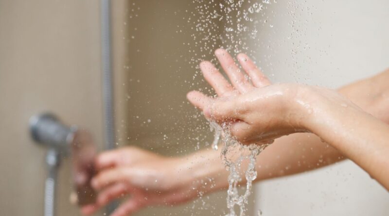 Canicule : Quelle douche choisir à 40 °C ?