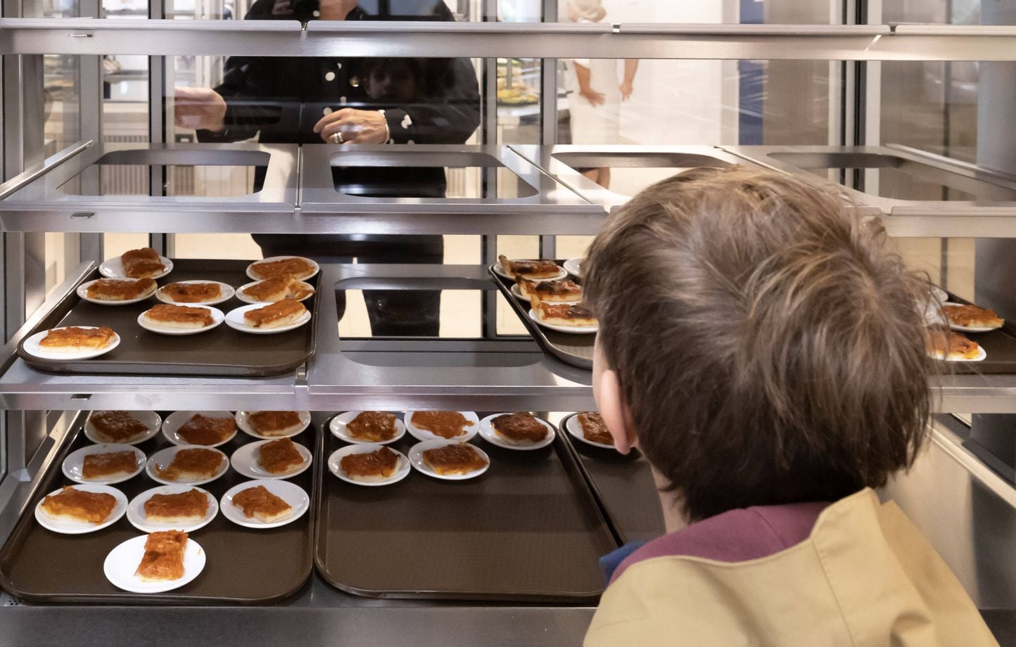 Cantines scolaires : Proposition de loi visant à interdire la vaisselle plastique
