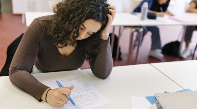 Ce vendredi, le CE1D et le CESS débutent dans toutes les écoles secondaires.